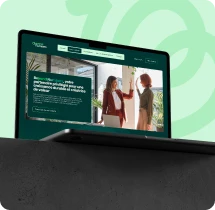 Site internet du cabinet Beyond Numbers affiché sur un ordinateur portable, réalisation Expert SA